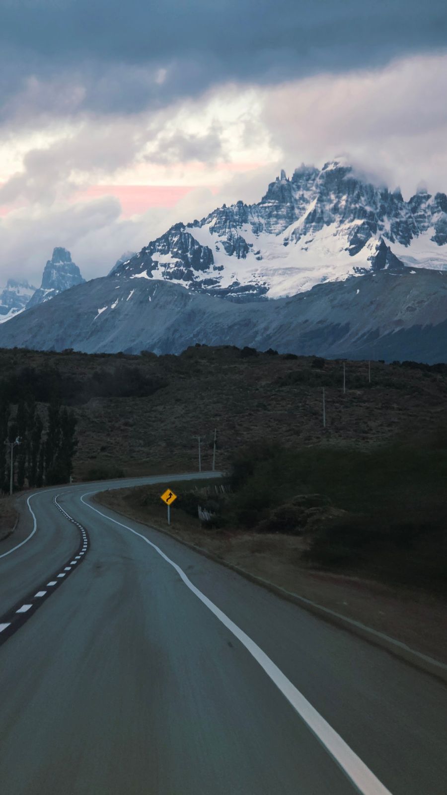 Camino hacia el Cerro Castillo